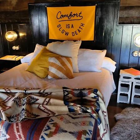 Casa Carmina ホステル