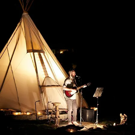 ホステル Casa Carmina