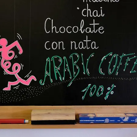 Casa Carmina אכסניה *