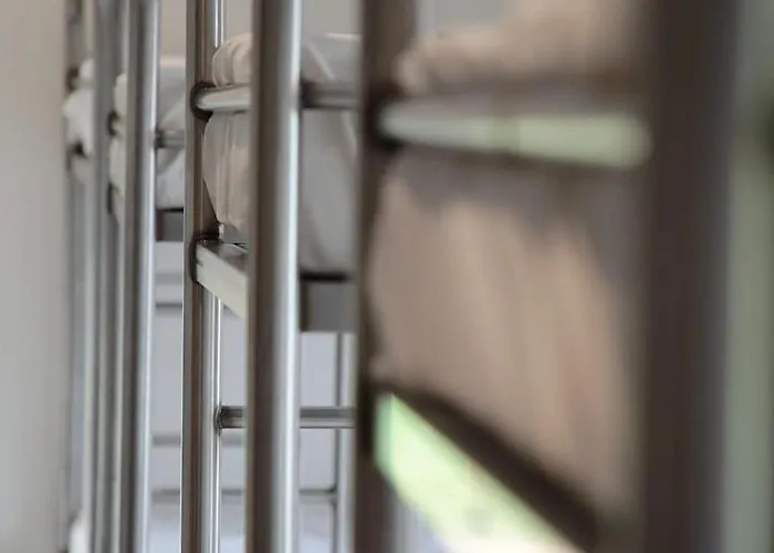 Casa Carmina Hostel *